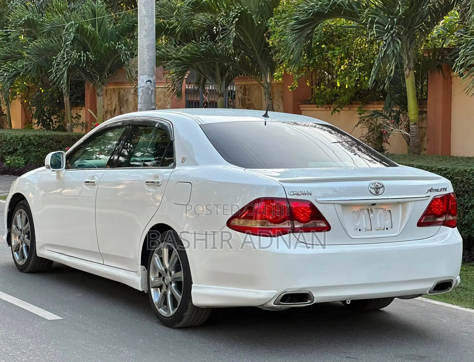 Toyota Crown 2009 Off white