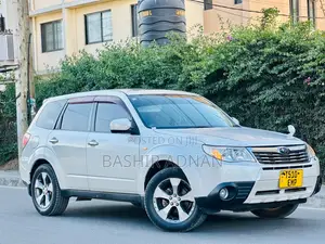 Subaru Forester 2009 White
