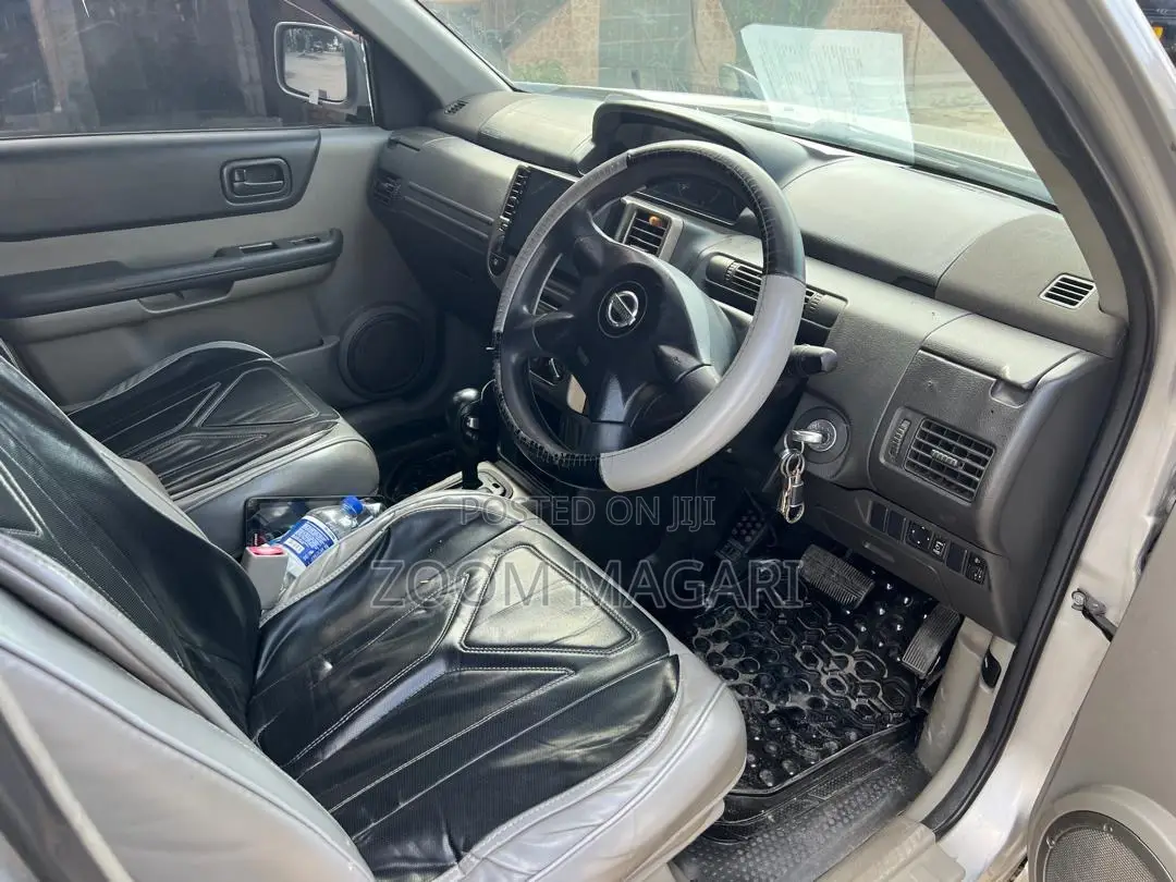 Nissan X-Trail 2004 Silver