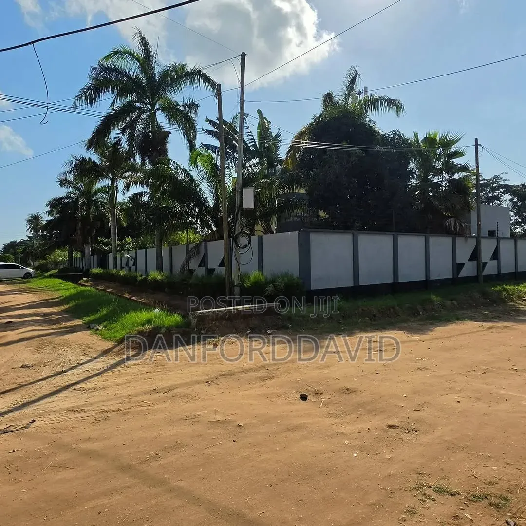 4bdrm House in Kahwa Real Estate, Mbezi Beach for sale