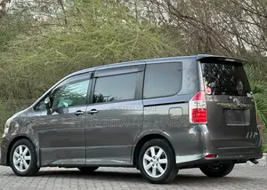 Toyota Noah 2008 Gray