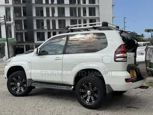 Toyota Land Cruiser Prado 2006 Pearl