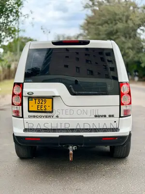 Land Rover Discovery 2013 White