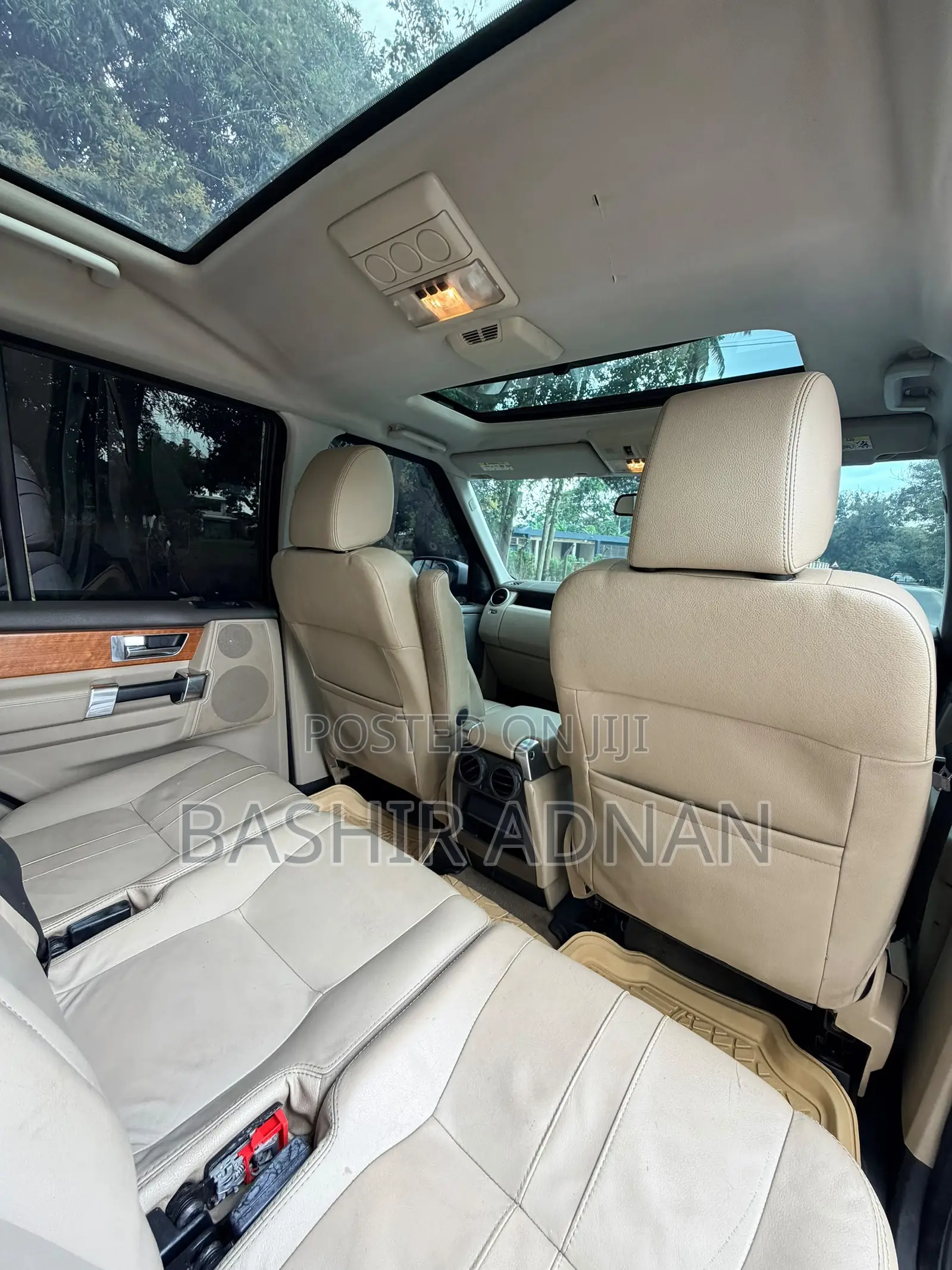 Land Rover Discovery 2013 White