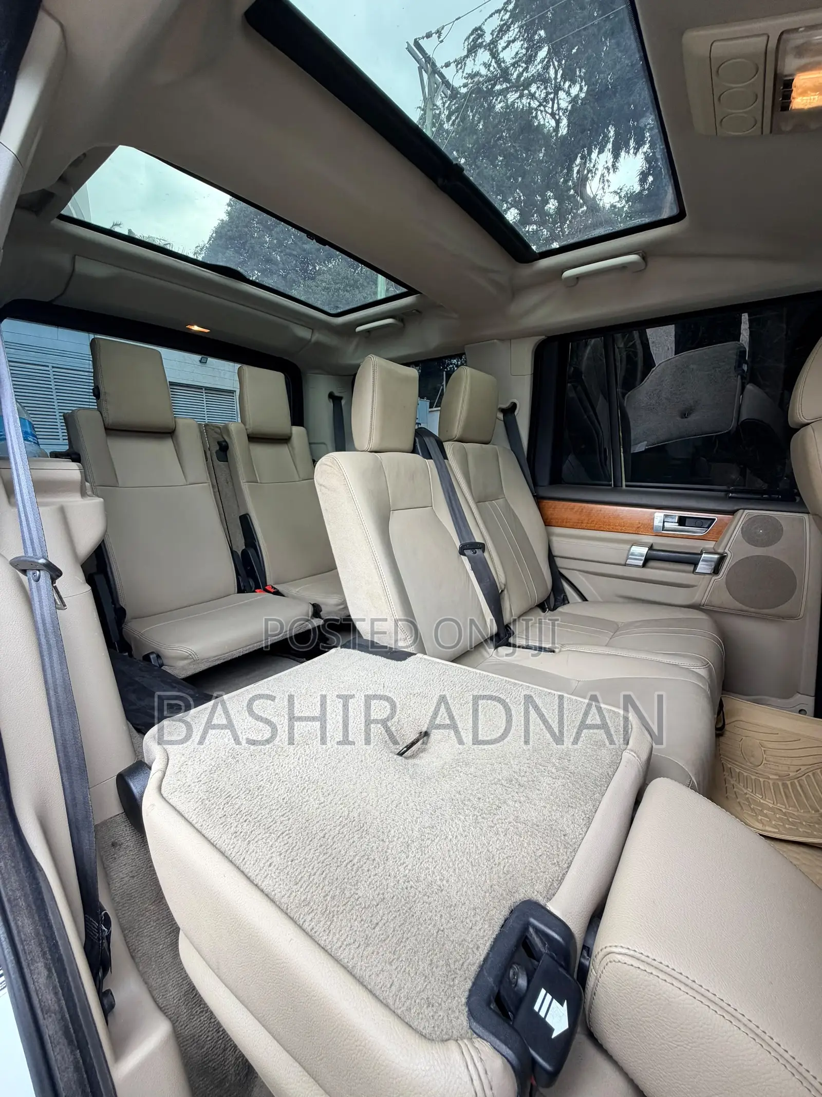 Land Rover Discovery 2013 White