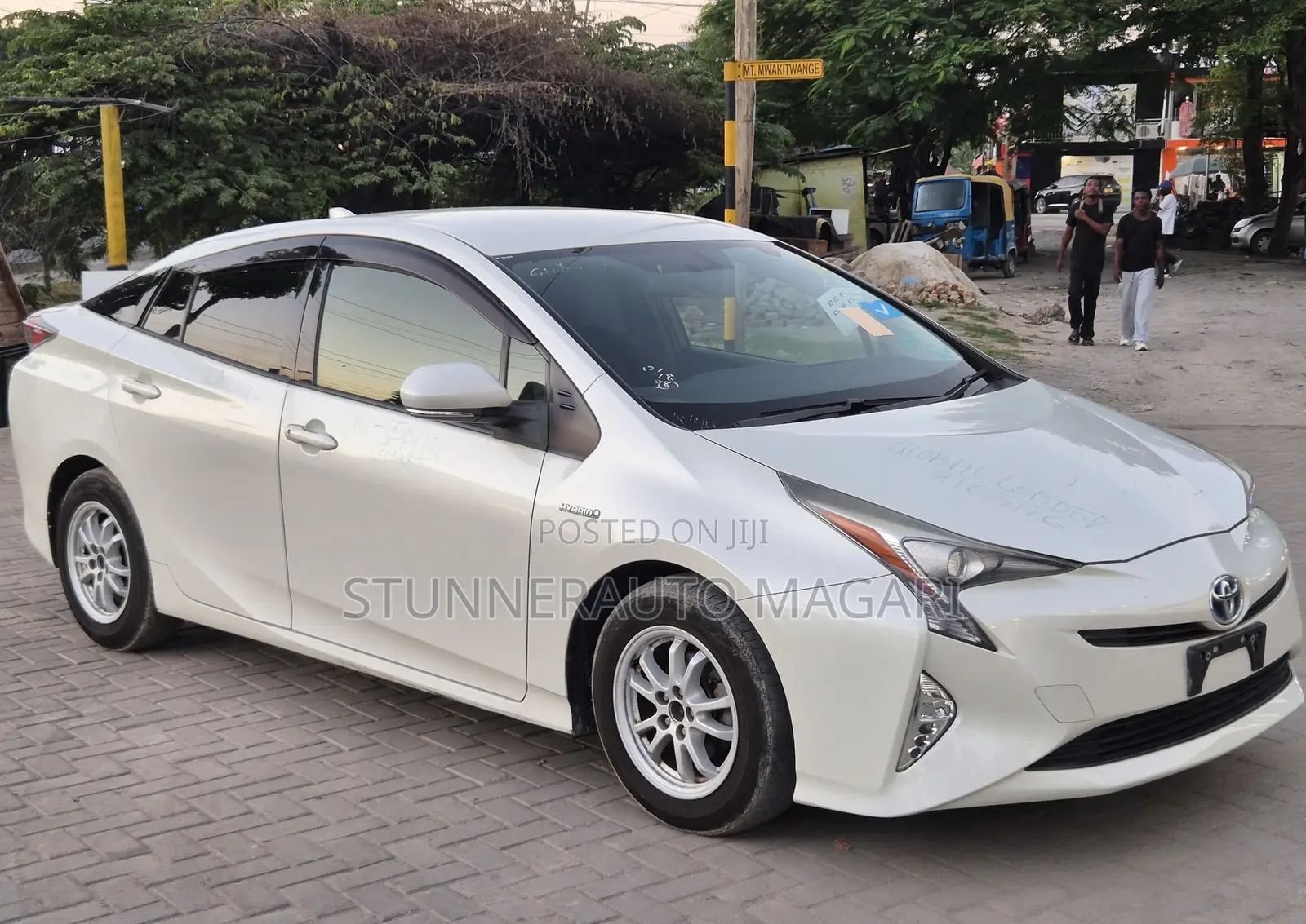 Toyota Prius 2017 Pearl