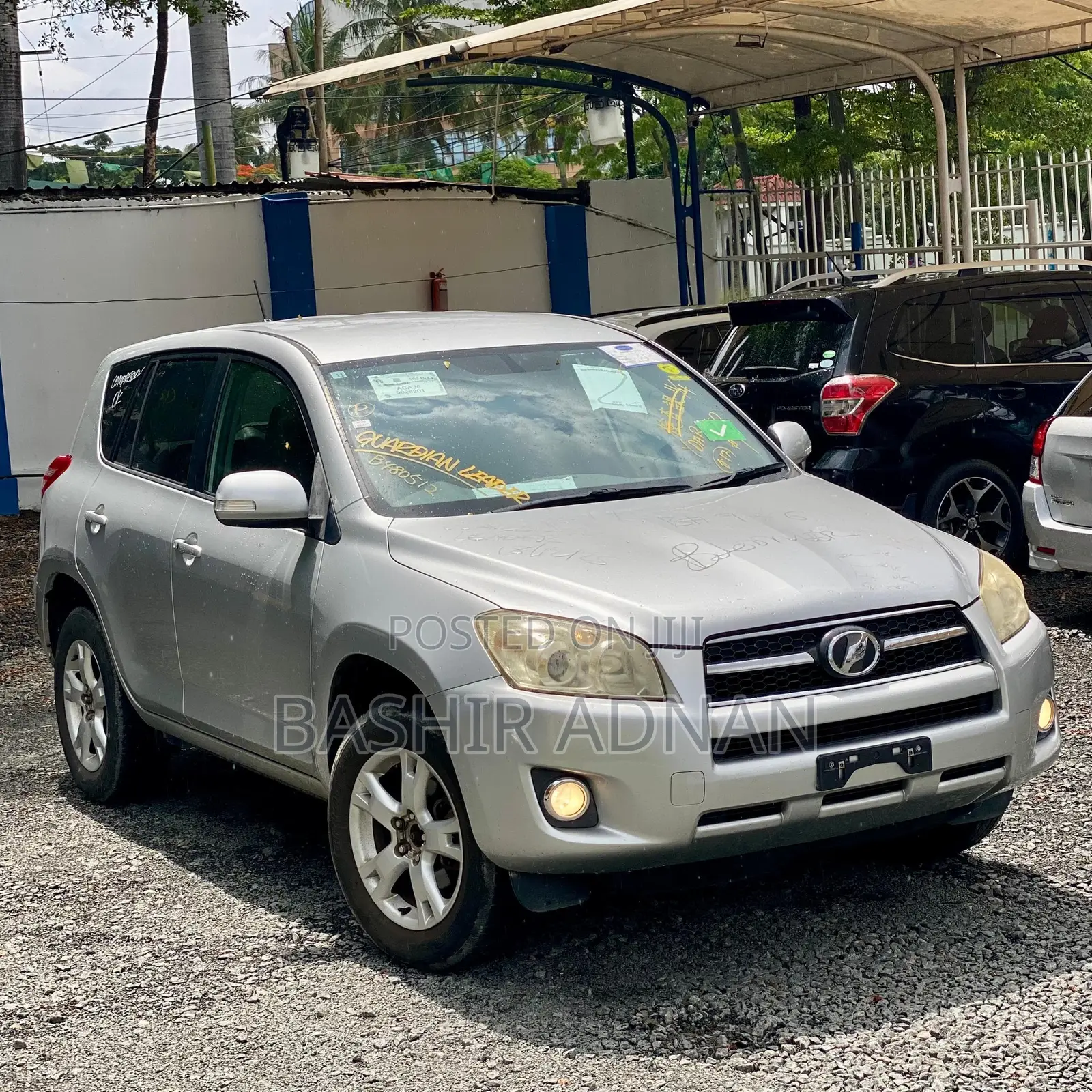 Toyota RAV4 2010 Silver