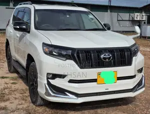Toyota Land Cruiser Prado 2.7 2022 White