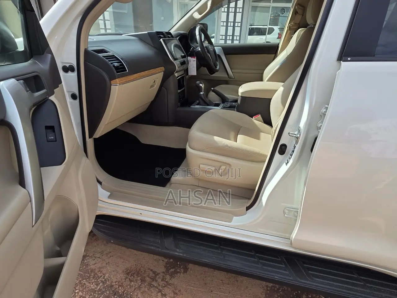 Toyota Land Cruiser Prado 2.7 2022 White