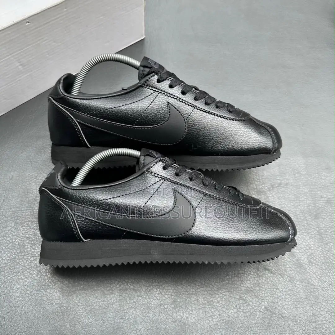 Nike Classic Corteiz Sneakers