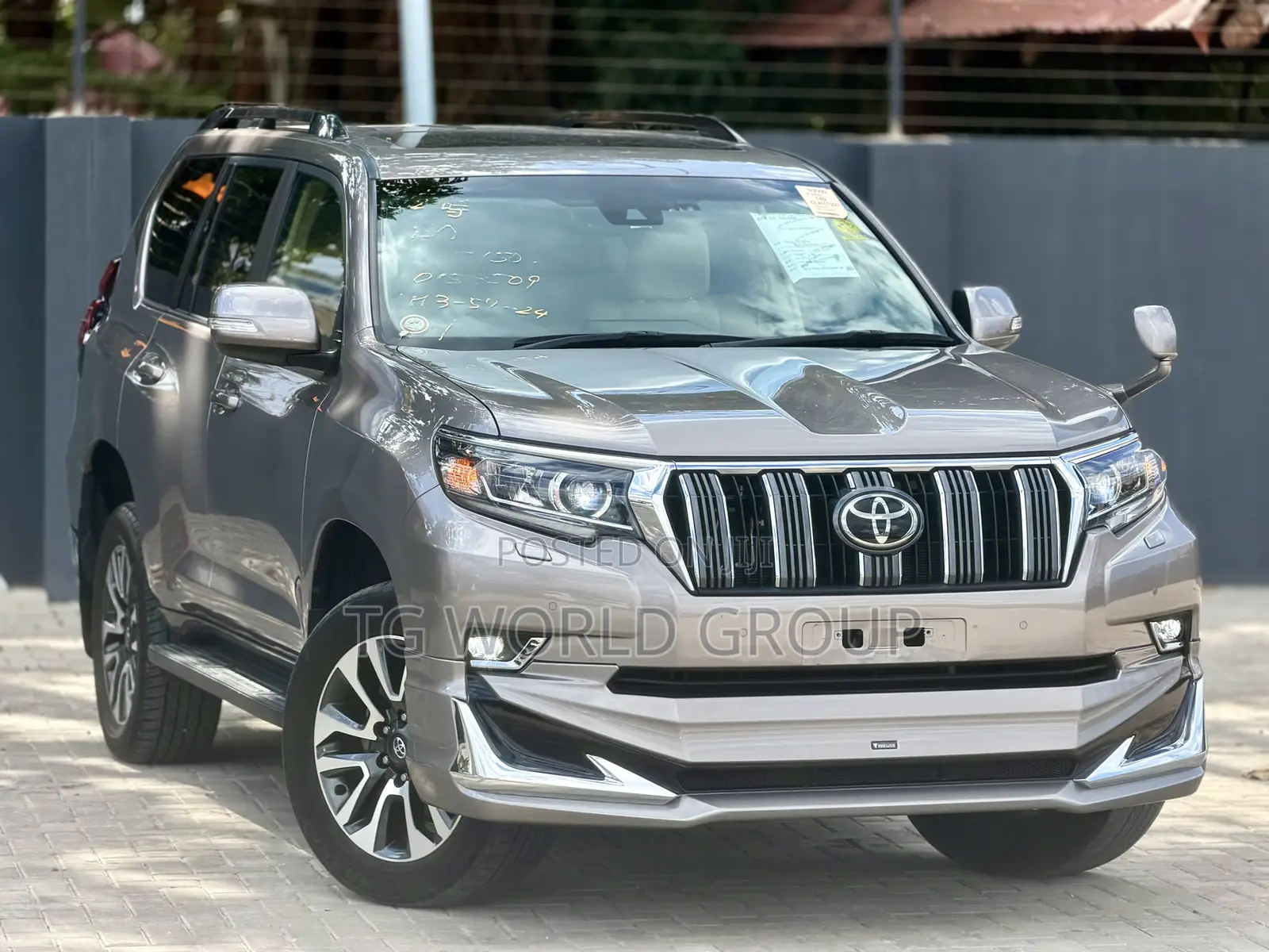 Toyota Land Cruiser Prado 2.7 2023 Burgundy