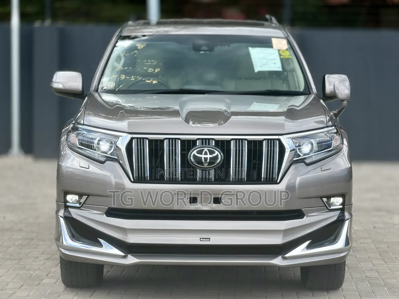 Toyota Land Cruiser Prado 2.7 2023 Burgundy