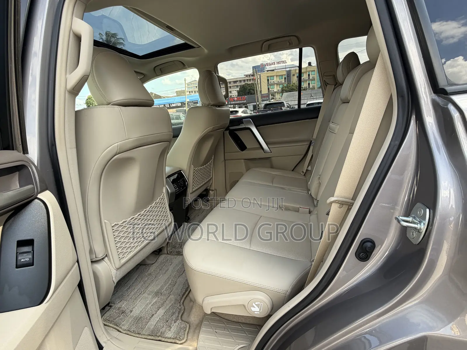 Toyota Land Cruiser Prado 2.7 2023 Burgundy