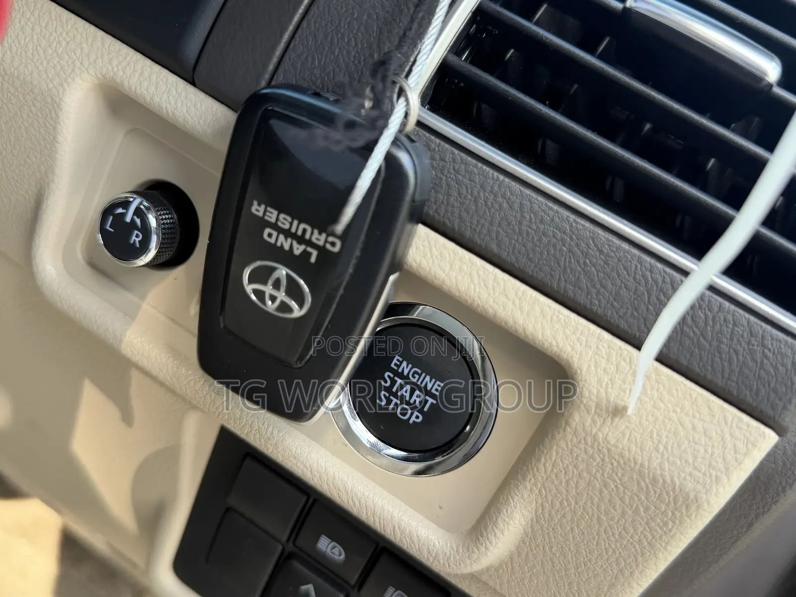 Toyota Land Cruiser Prado 2.7 2023 Burgundy
