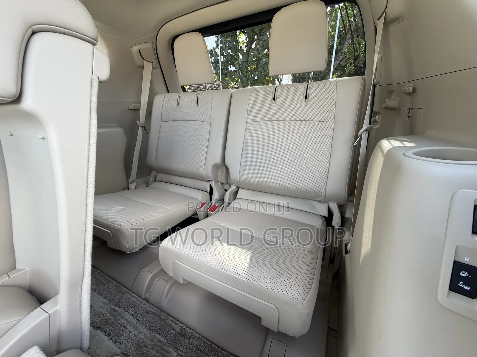 Toyota Land Cruiser Prado 2.7 2023 Burgundy