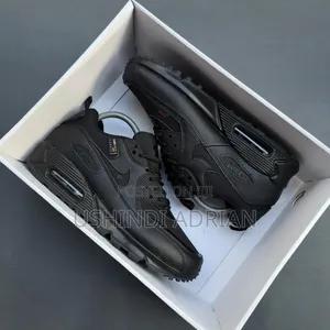  Air Max Sneakers