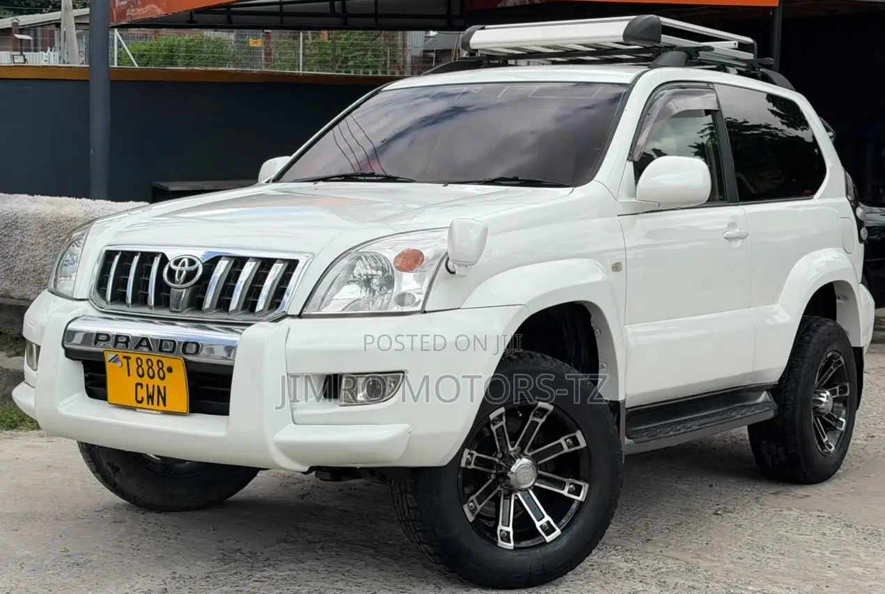 Toyota Land Cruiser Prado 2006 White