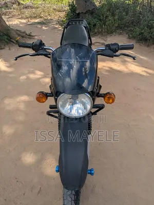 Bajaj Boxer X125 2025 Black