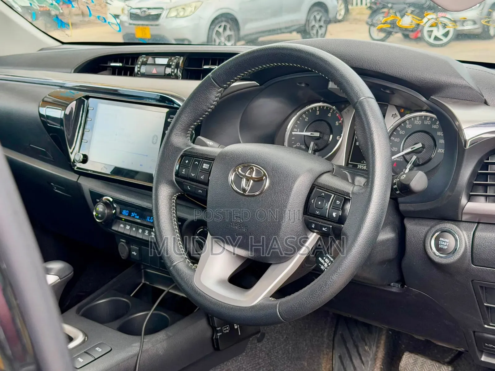 Toyota Hilux 2023 Black