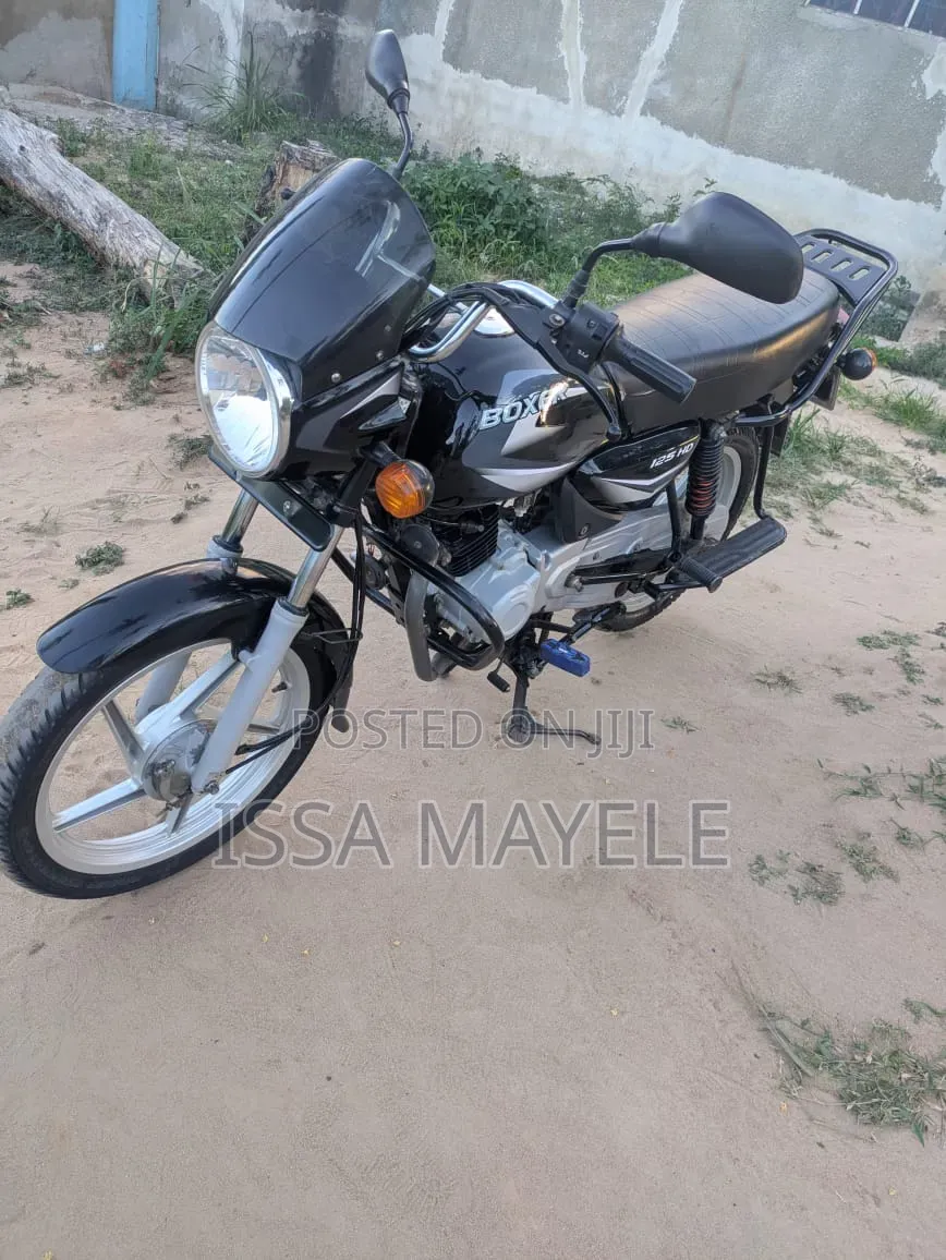 Bajaj Boxer 125 2025 Black