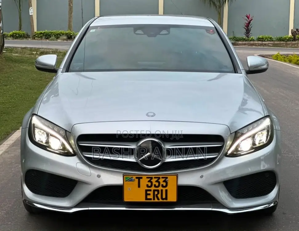 Mercedes-Benz C200 2015 Silver