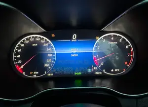 Mercedes-Benz C200 2015 Silver