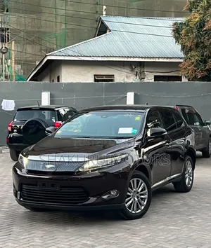 Toyota Harrier 2016