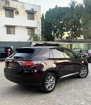 Toyota Harrier 2016