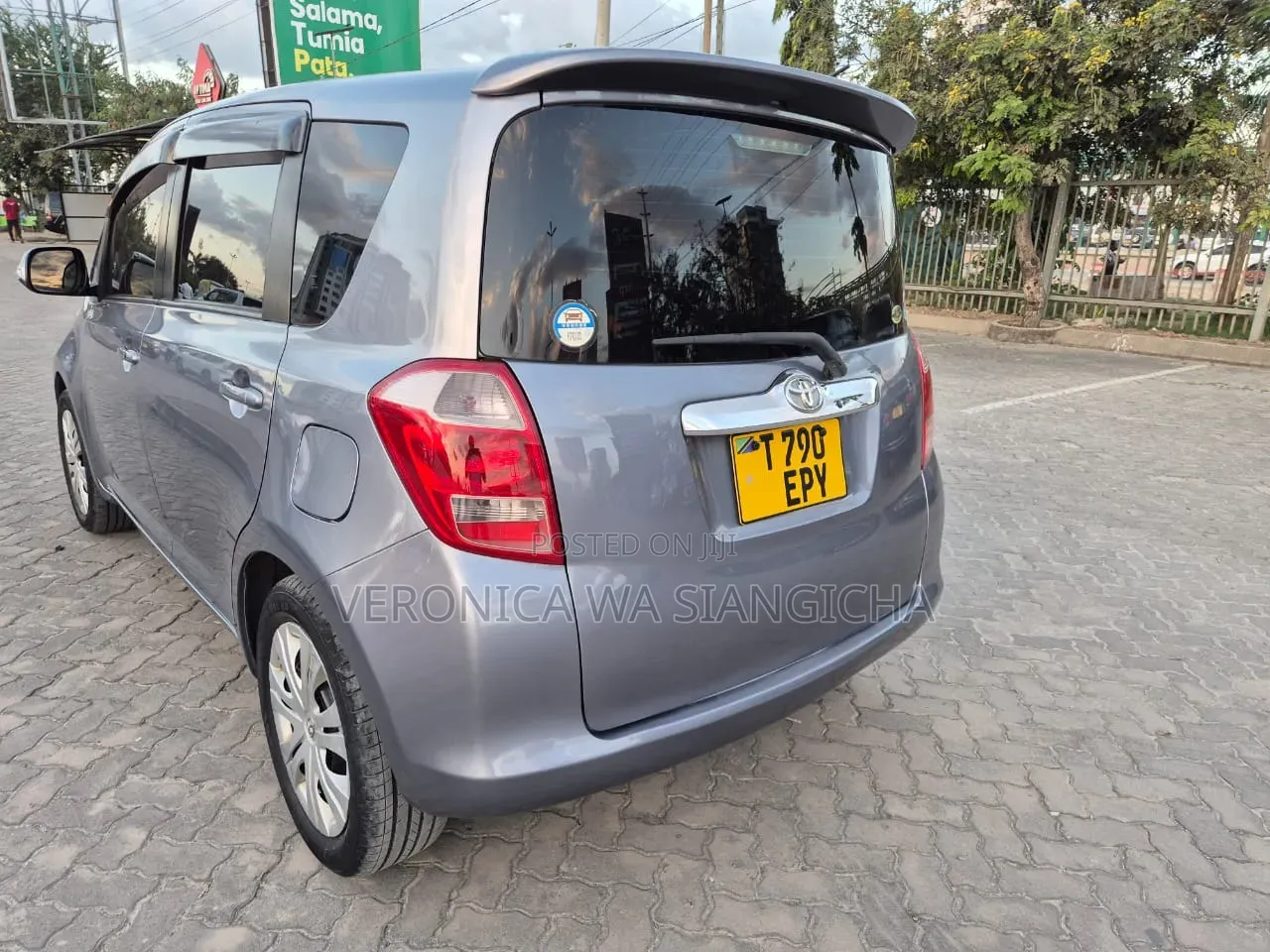 Toyota Ractis 2007