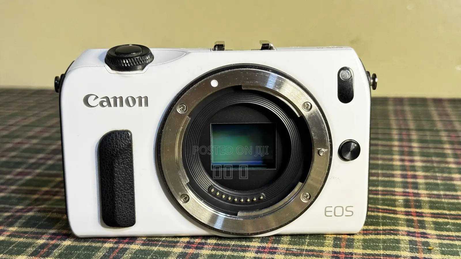 Canon EOS M Mirrorless Camera, Complete Kit