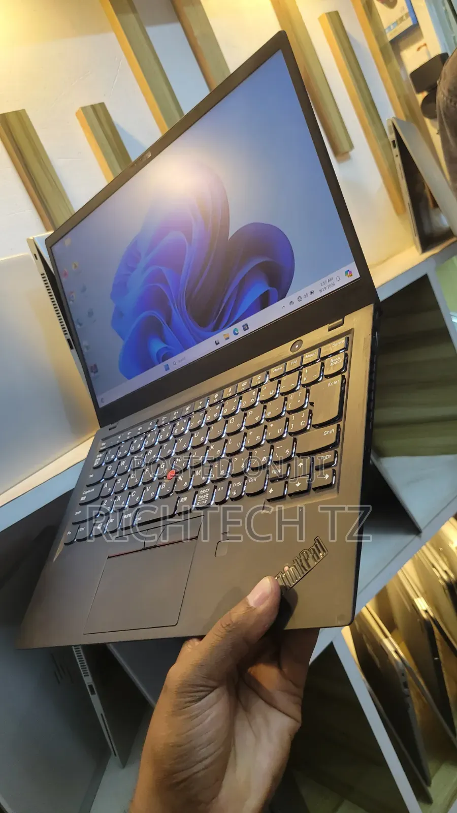 Laptop Lenovo ThinkPad X1 Carbon Gen11 8GB Intel Core i5 SSD 256GB