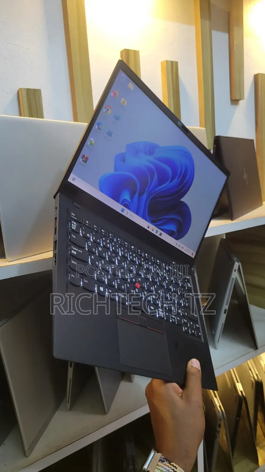 Laptop Lenovo ThinkPad X1 Carbon Gen11 8GB Intel Core i5 SSD 256GB