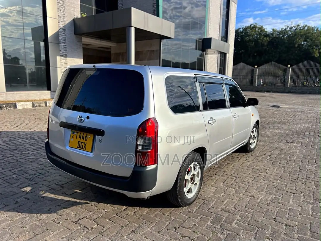 Toyota Probox 2003 Silver