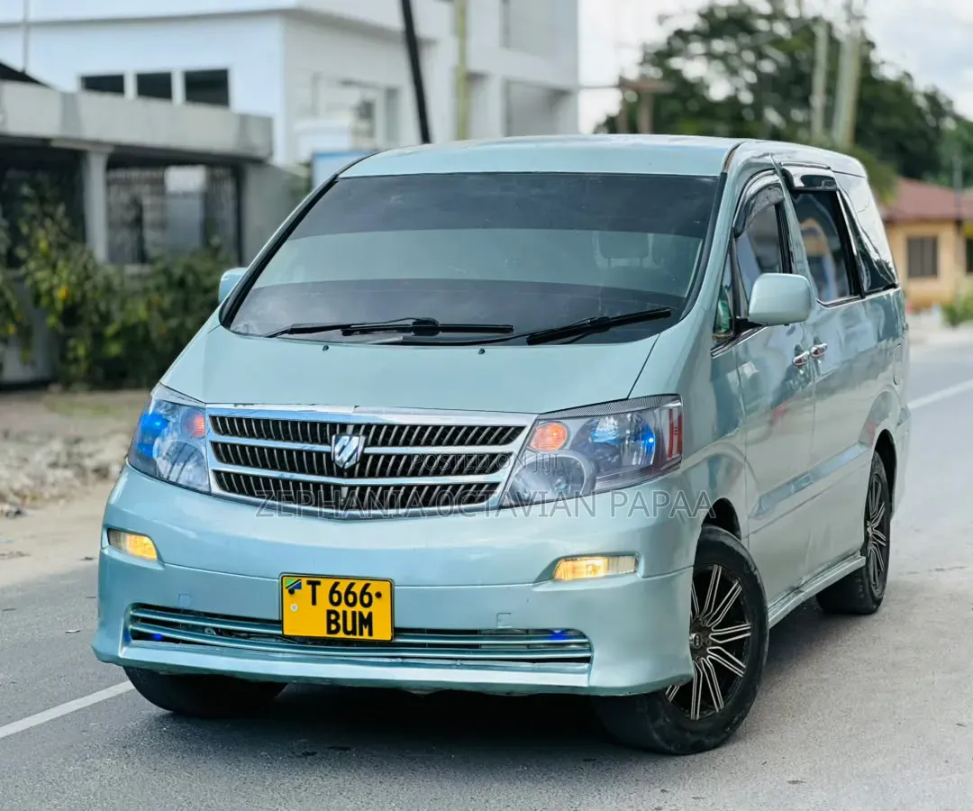 Toyota Alphard 2004 Silver