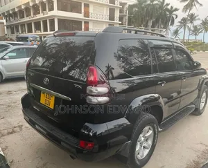 Toyota Land Cruiser Prado 2005 Black