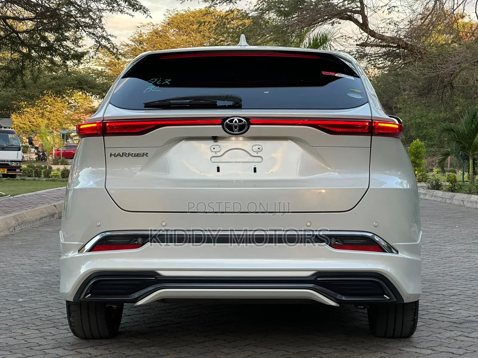 Toyota Harrier 2020 Pearl
