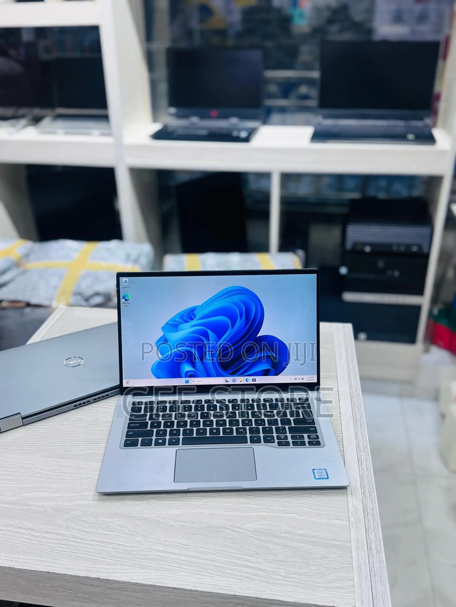 Laptop Dell Latitude 7400 8GB Intel Core i5 SSD 256GB