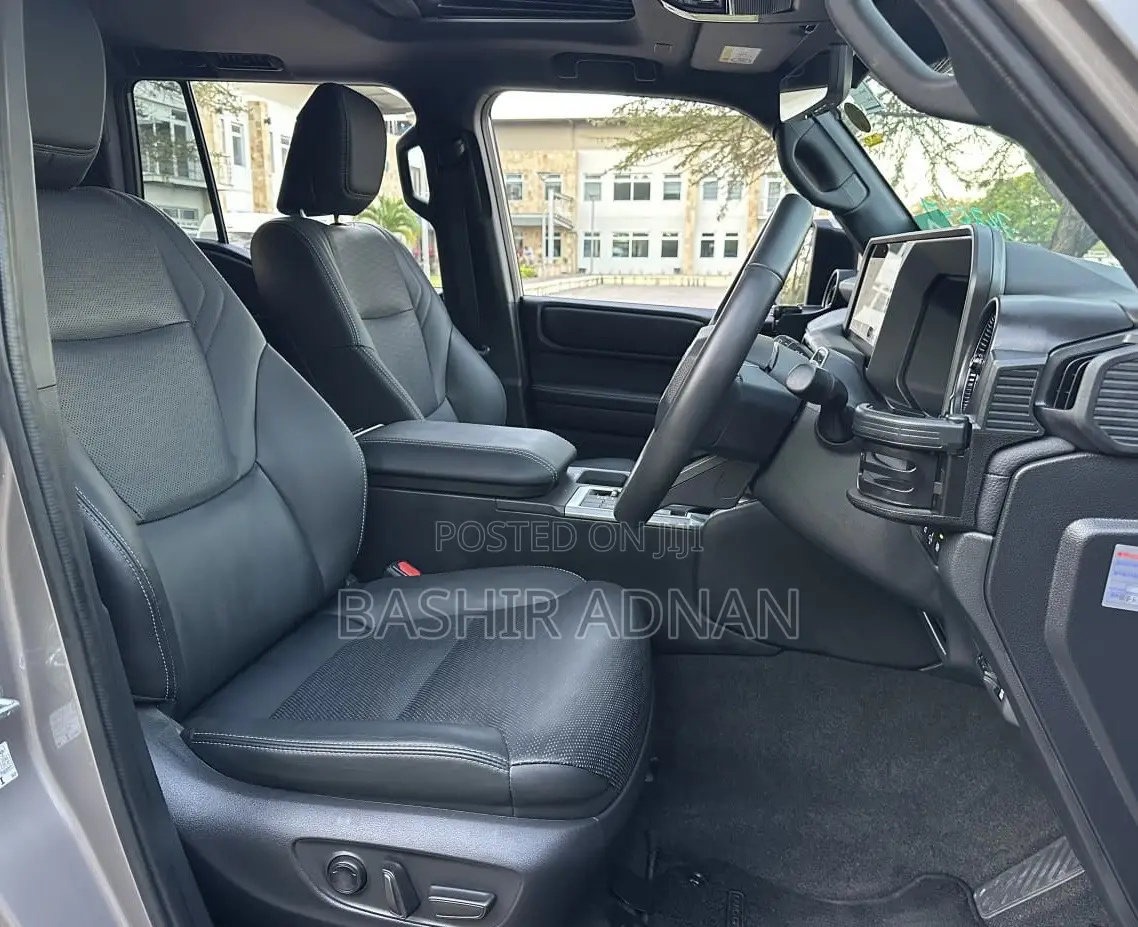 Toyota Land Cruiser LC250 2024 Brown