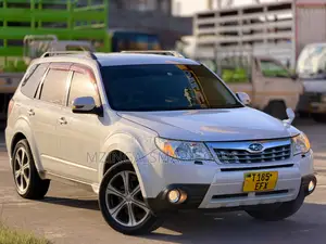 Subaru Forester 2012 White