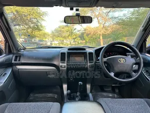 Toyota Land Cruiser Prado 2007 Black