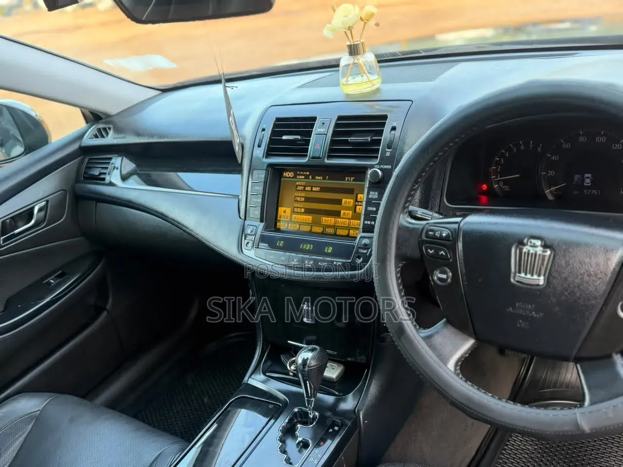 Toyota Crown 2009 Black