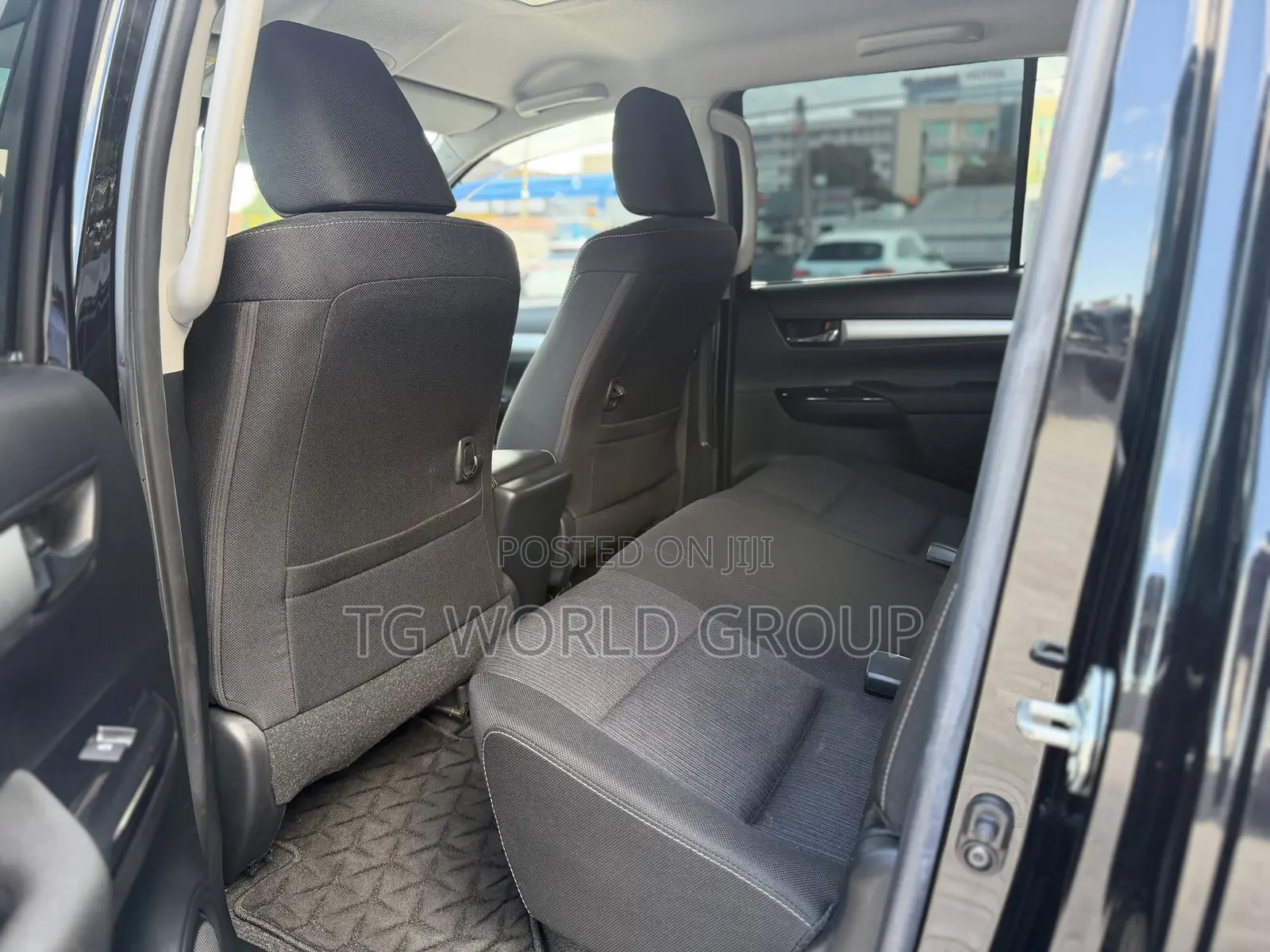 Toyota Hilux Revo Double Cab Deisel 2.4 AWD 2021 Black