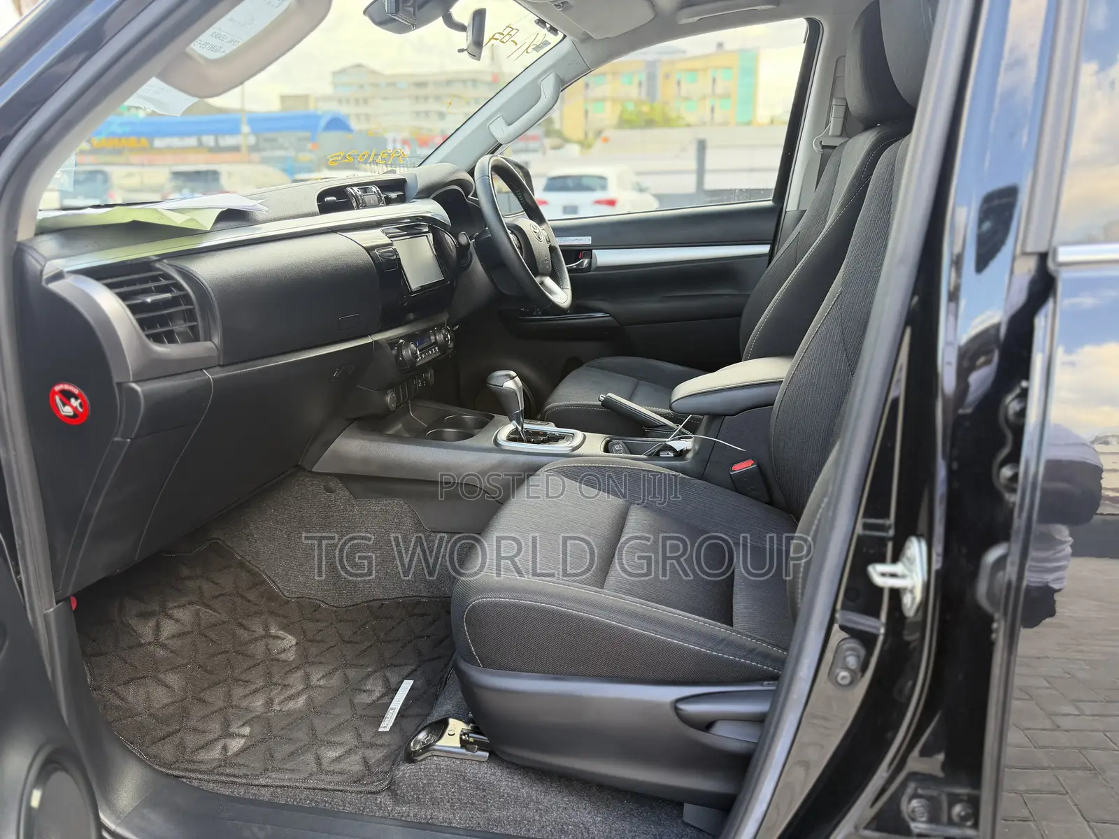 Toyota Hilux Revo Double Cab Deisel 2.4 AWD 2021 Black