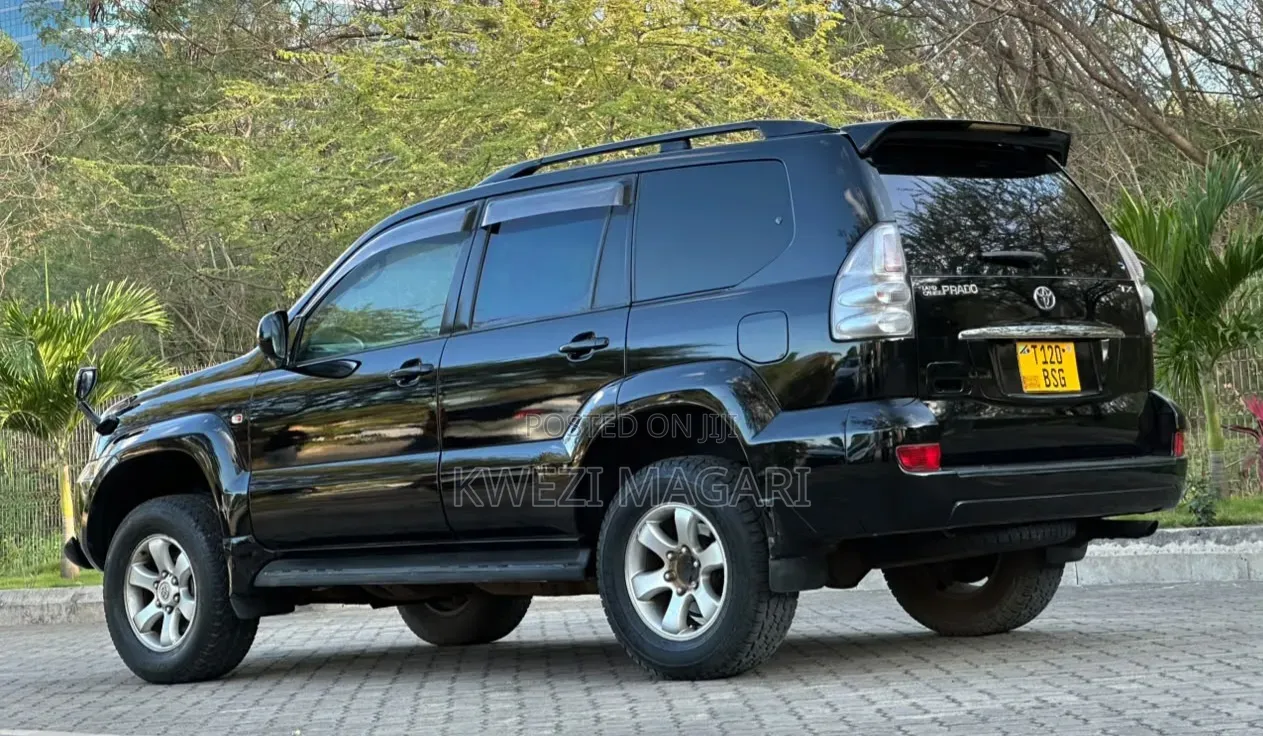 Toyota Land Cruiser Prado 2007 Black