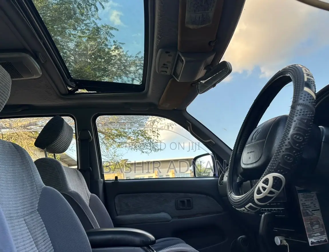 Toyota Hilux Surf 3.0DT 2000 Blue