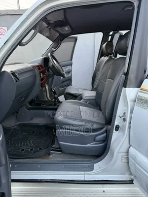 Toyota Land Cruiser Prado 2002 White