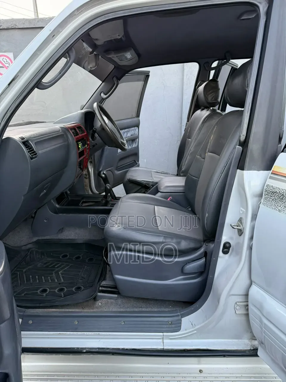 Toyota Land Cruiser Prado 2002 White
