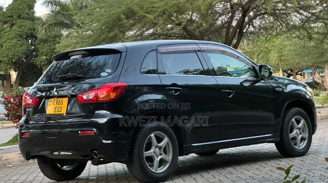 Mitsubishi RVR 2010 Black