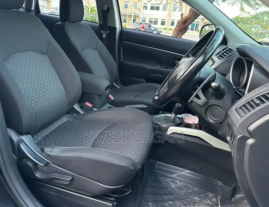 Mitsubishi RVR 2010 Black