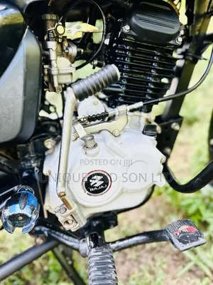 Bajaj Boxer 125 2025 Black